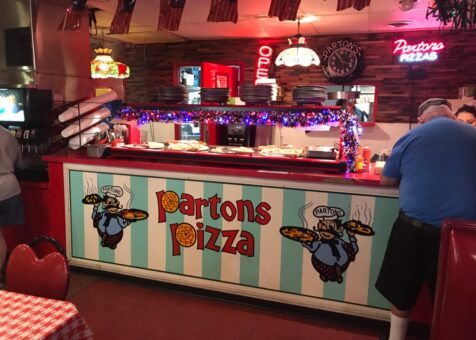 Parton's Pizza