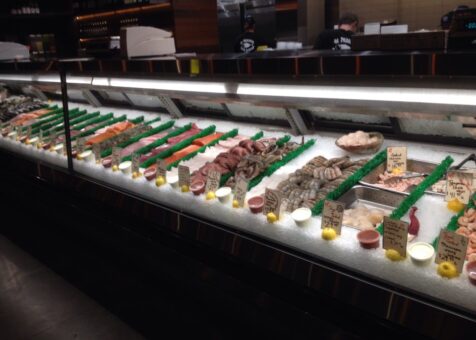 El Pescador Fish Market