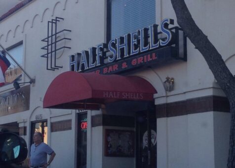 Half Shells Oyster Bar & Grill