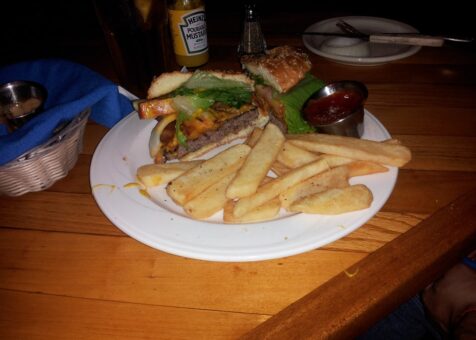 Pelican's Steak & Seafood