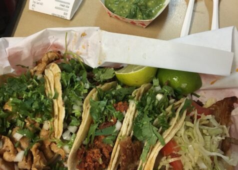 Taqueria Y Panaderia Santa Cruz