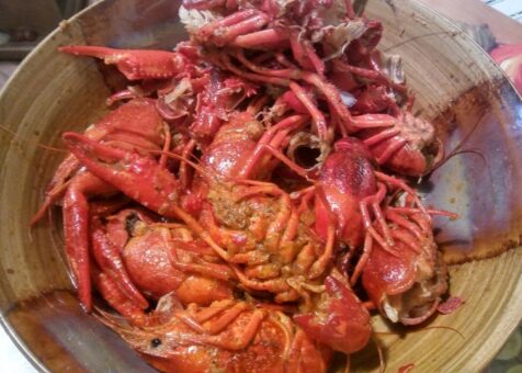 The Crawfish Pot & Oyster Bar