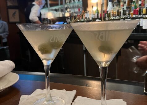 Gibsons Bar & Steakhouse