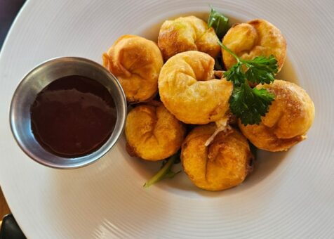 Rice n Roll Bistro