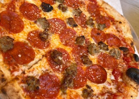 Pizza Bocca Lupo