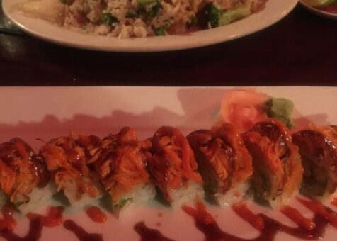 Mon Thai Bistro & Sushi