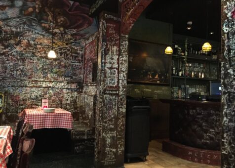 Gino's East