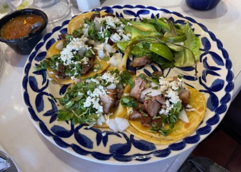 Mi Tierra Café y Panadería