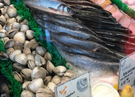 El Pescador Fish Market