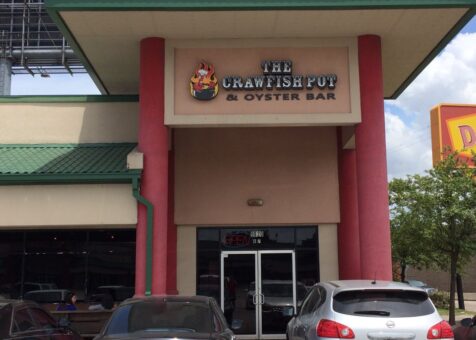 The Crawfish Pot & Oyster Bar