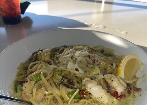 Rick's Cafe Boatyard