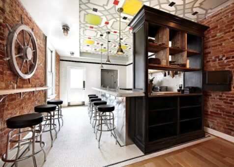 Hank's Oyster Bar