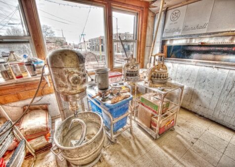 Golden Crown Panaderia