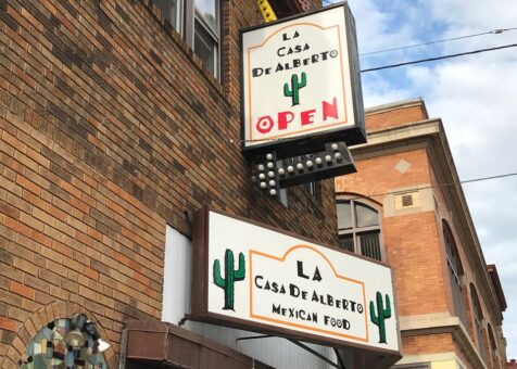 La Casa De Alberto Mexican Food