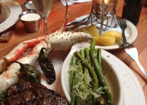 Pelican's Steak & Seafood