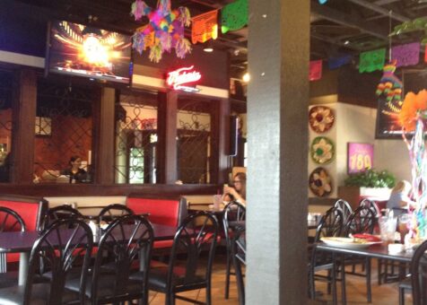 Mia's Mexican Grill